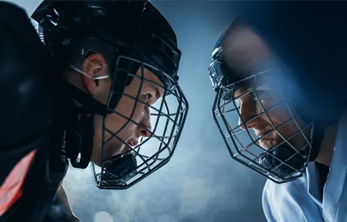 Quomodo hockey galeam induere?