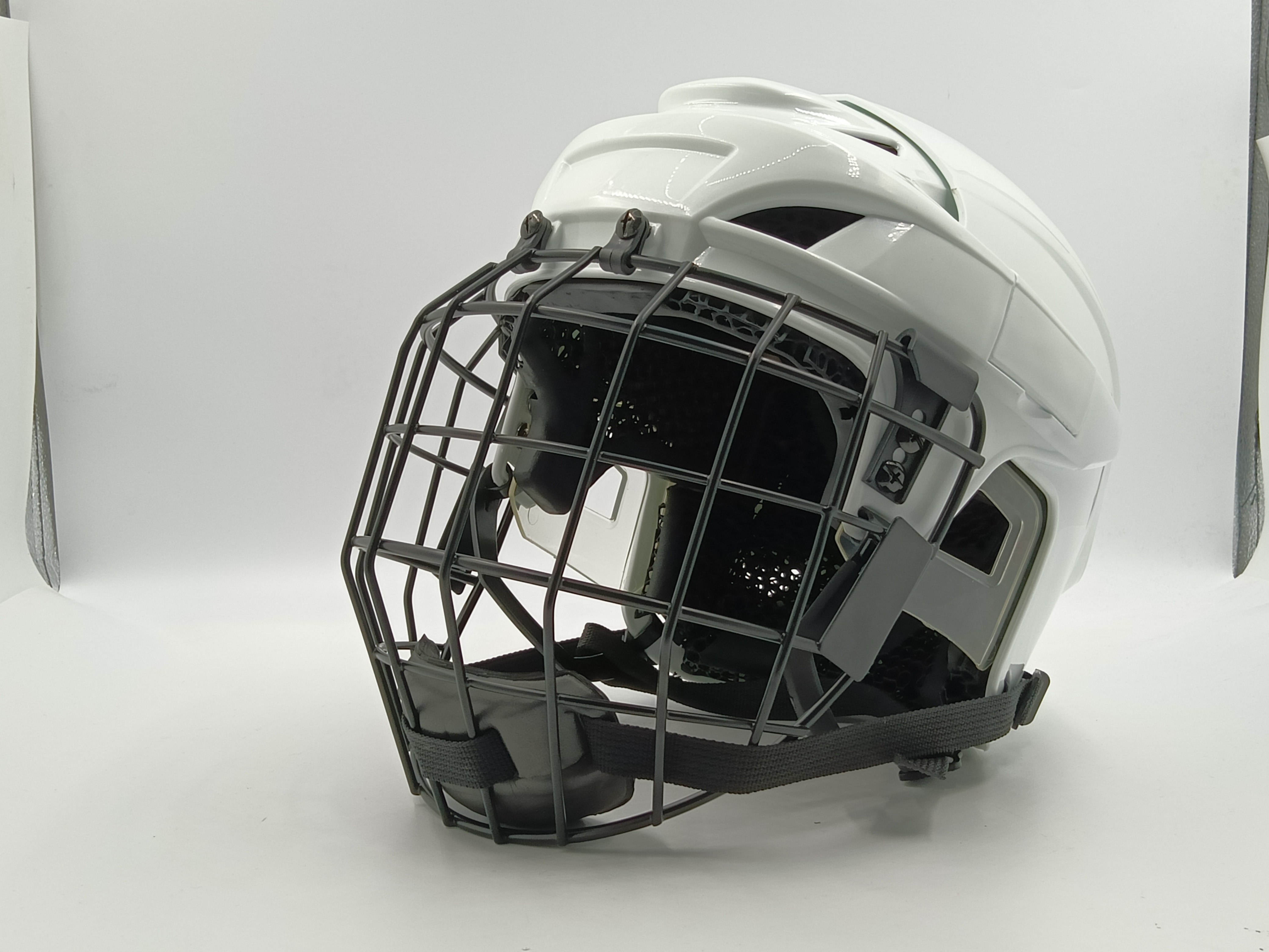 GY Revolutionizes Ice Hockey Masks with Revolutionary 3D cancellos Printing Technology